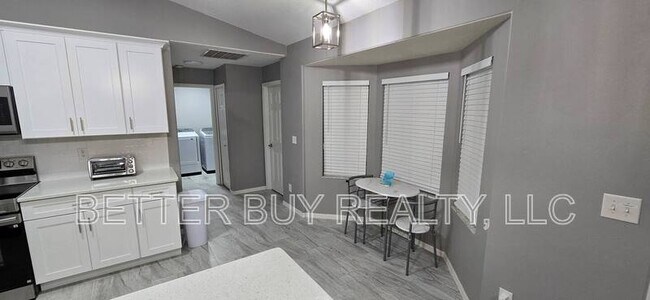 Building Photo - 138 Pine Grove Dr