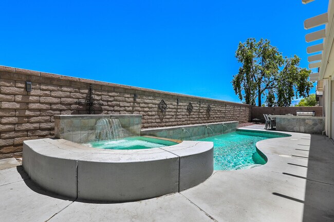 Building Photo - 47432 Harbour Lights Ln