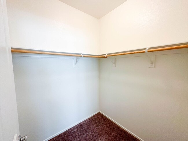 Building Photo - COMING SOON! * RARE OPPORTUNITY * SENIOR (55+) ROOM FOR RENT IN PRISTINE GATED COMMUNITY IN MENIFEE!