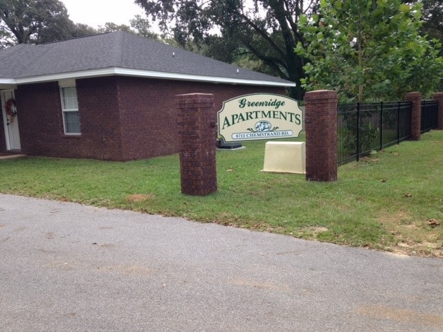 Building Photo - 8712 Chemstrand Rd