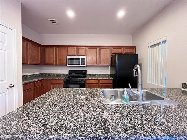 Building Photo - 9303 Gilcrease Ave