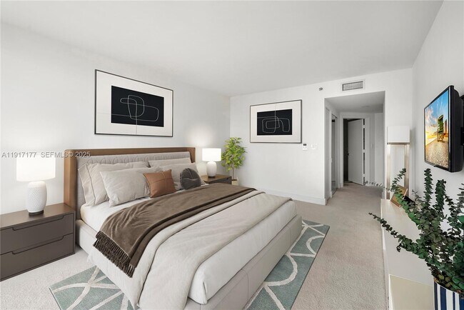 Building Photo - 1000 W Island Blvd