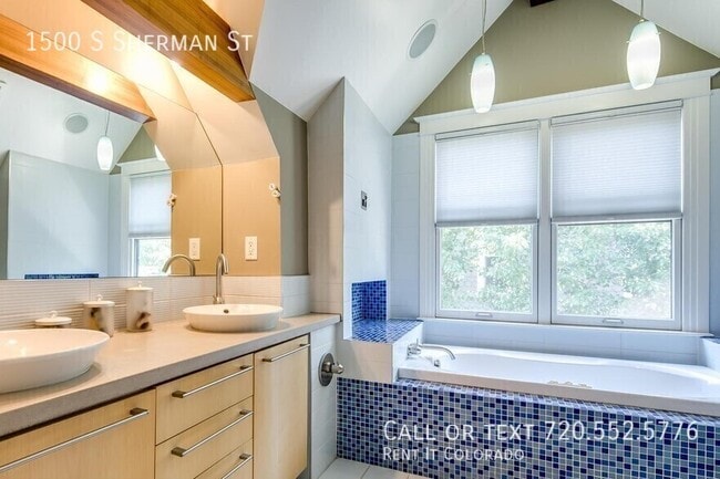 Building Photo - 1500 S Sherman St