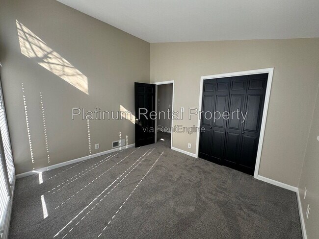 Building Photo - 3953 Sunflower Way NW