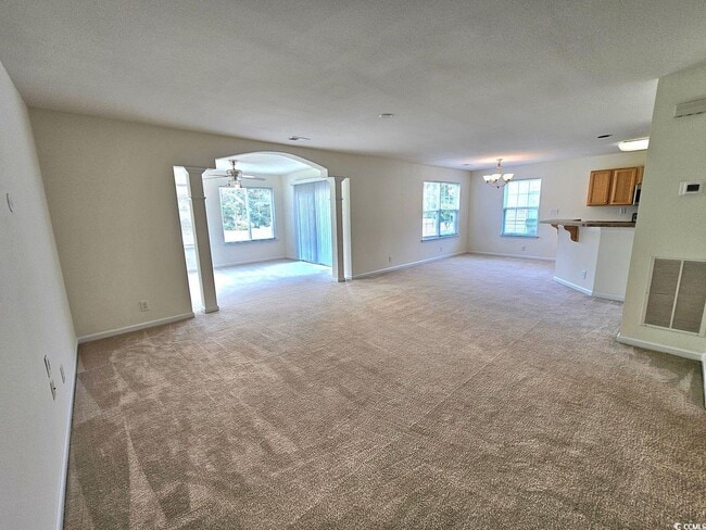 Building Photo - 338 Junco Cir