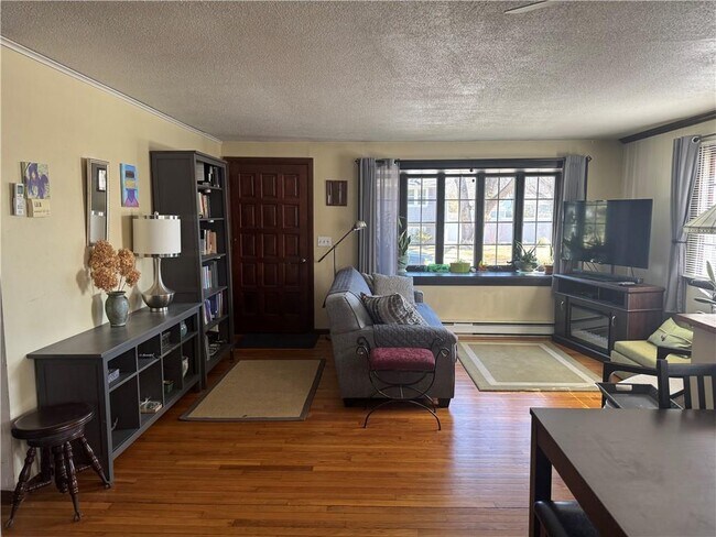 Building Photo - 34 Inkberry Trail