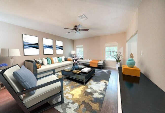 Building Photo - 17583 Red Oak Dr