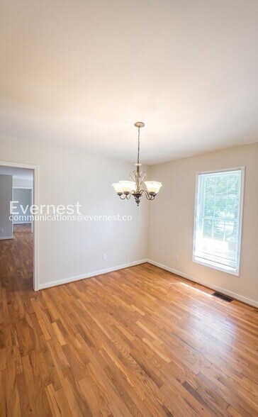 Building Photo - 5633 Obisque Dr