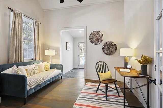 Building Photo - 719 Philip St