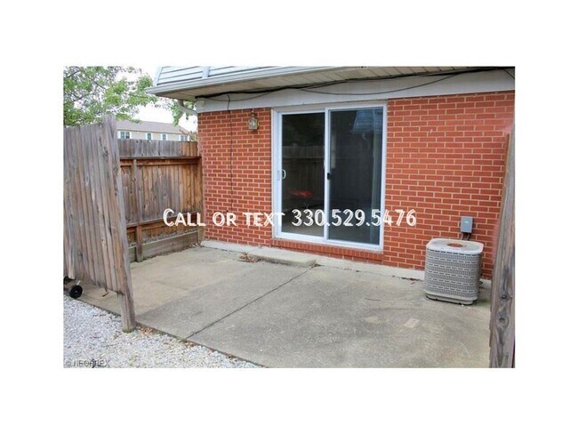 Building Photo - 6634 Island Dr NW