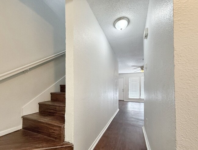 Building Photo - Stylish 2-Bedroom Townhome with Private Patios & Modern Finishes in Burleson, TX