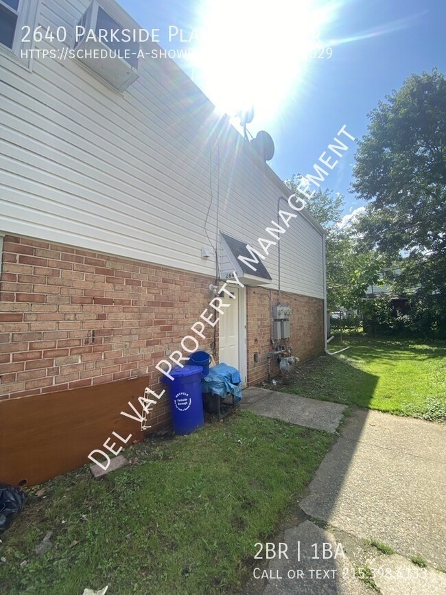 Building Photo - 2640 Parkside Terrace