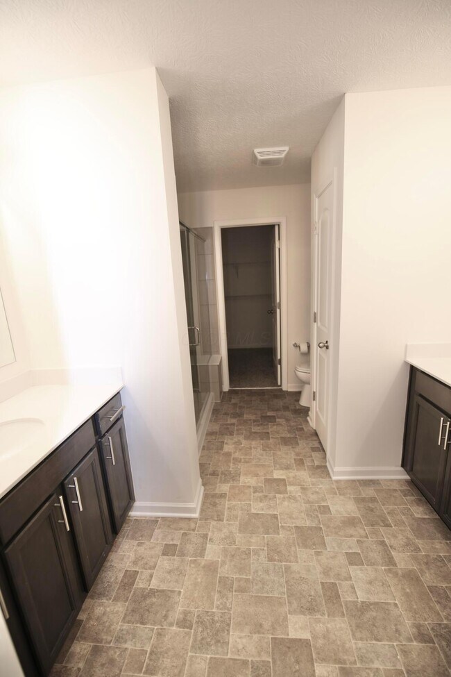 Building Photo - 216 Old Bay Dr