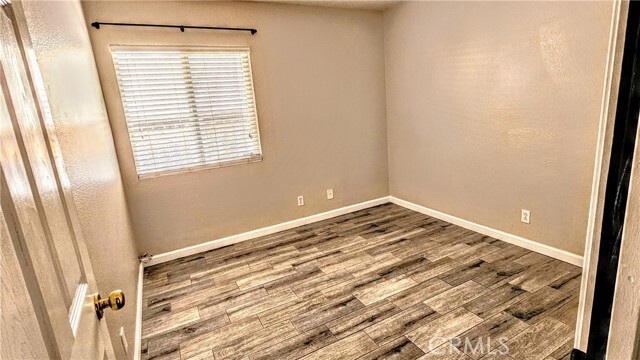 Building Photo - 8819 Dahlia Dr