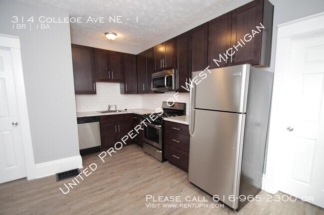 Building Photo - 314 College Ave NE