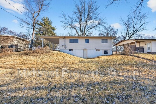 Building Photo - 1540 Aspen Dr