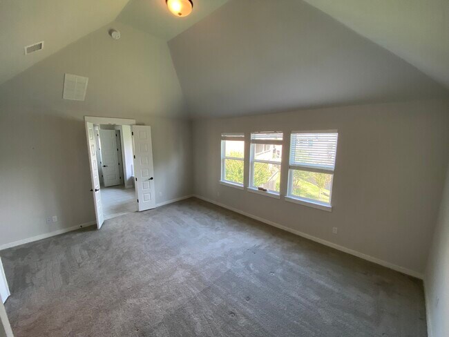 Building Photo - 2103 Pueblito Dr