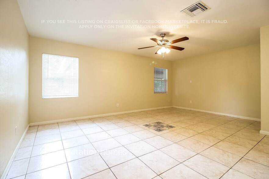Building Photo - 1546 Peruvian Ln
