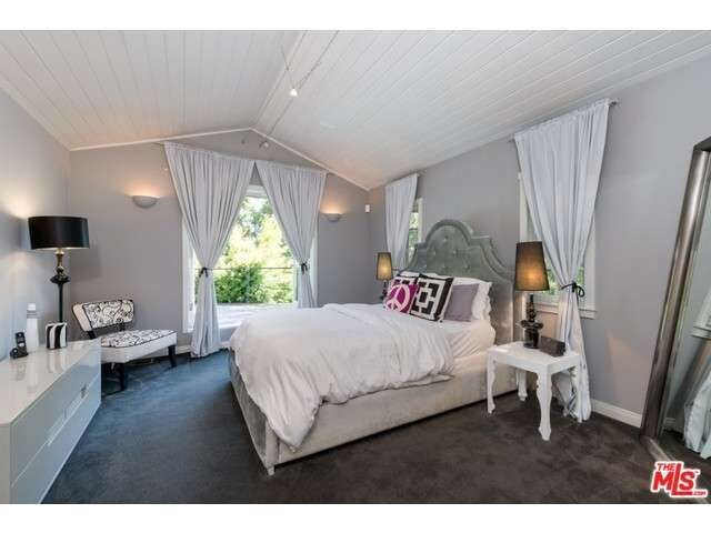 Building Photo - 8618 Appian Way