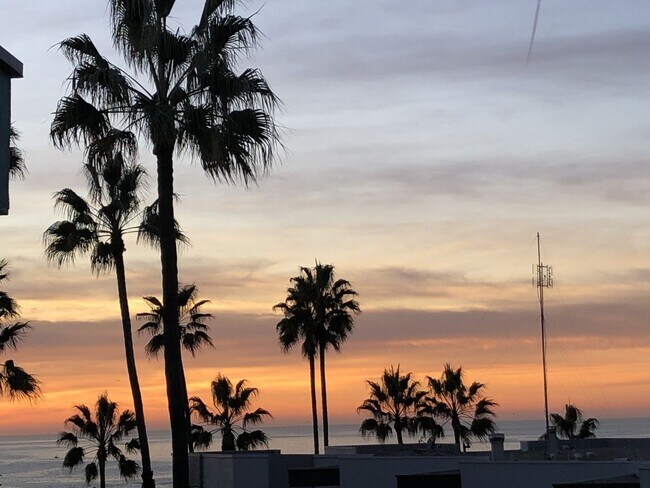 Building Photo - Top-Floor Oceanview Studio with Private Balcony - Redondo Beach Pier in Your Backyard