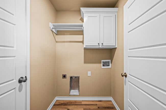 Building Photo - 4008 East F M 1729