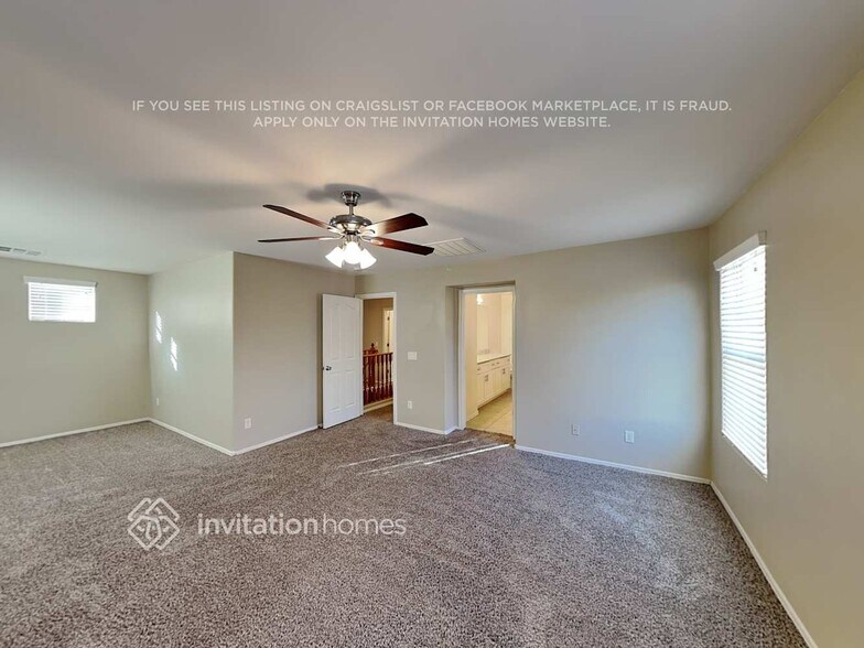 Building Photo - 17412 W Mandalay Ln