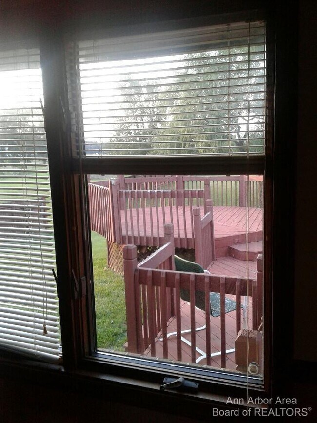 Building Photo - 5383 Textile Rd