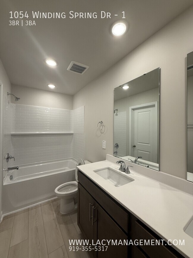 Building Photo - 1054 Winding Spg Dr