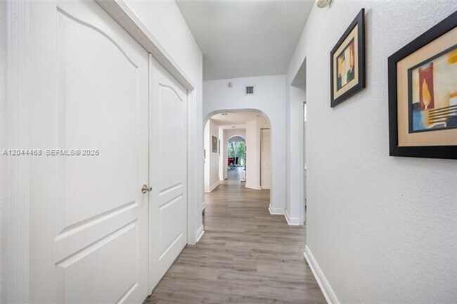 Building Photo - 10700 NW 66th St