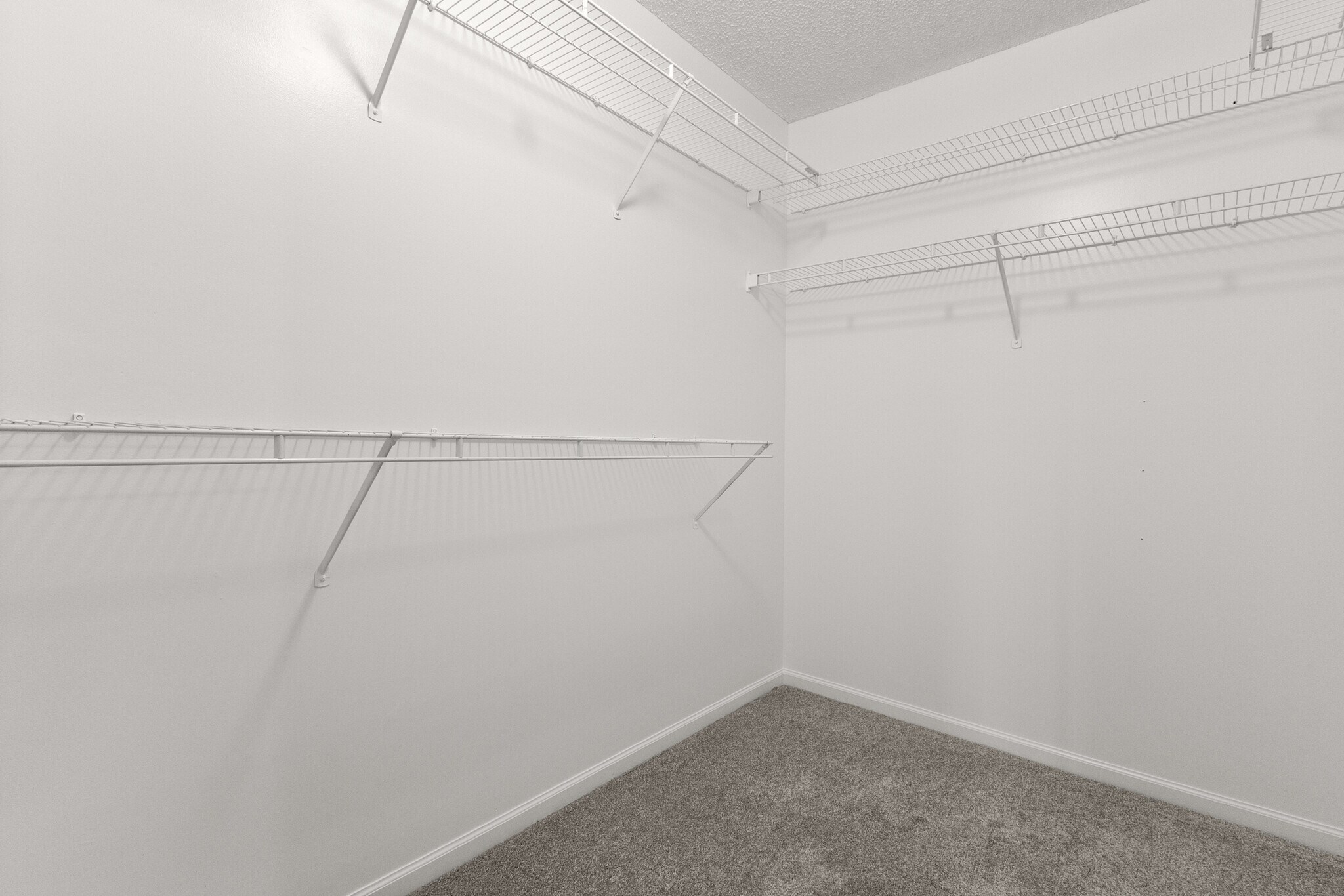 Building Photo - 17303 Wilderness Cir SE