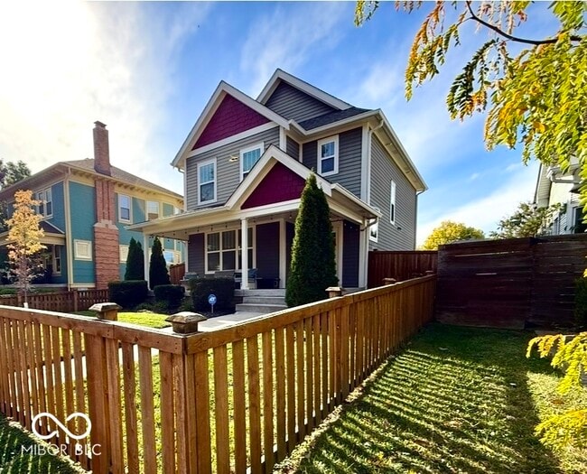 Primary Photo - 836 N Beville Ave