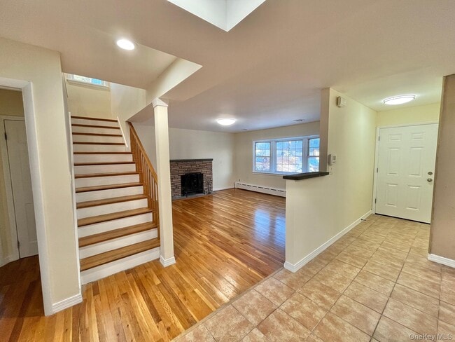 Building Photo - 51 Emmett Ter