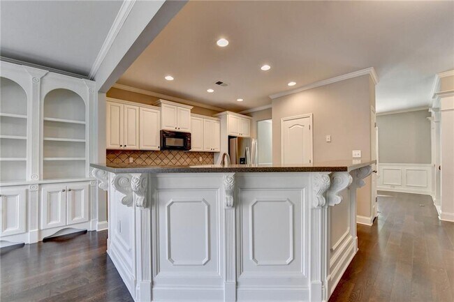 Building Photo - 812 Red Hart Ln