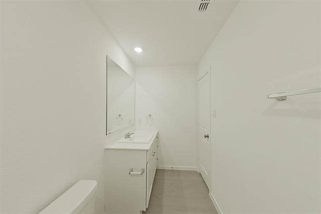 Building Photo - 814 Ginkgo Wy