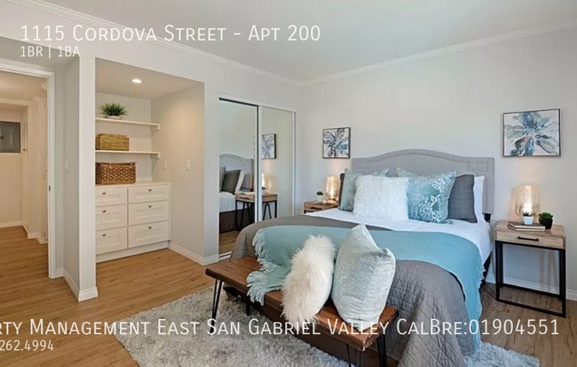 Building Photo - STUNNING REMODELED CONDO  IN PRIME PASADEN...