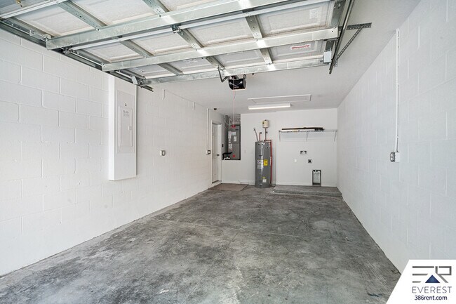 Building Photo - 28 Ullian Trail