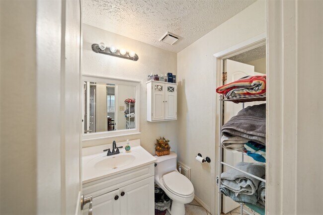 Building Photo - 12114 Westwold Dr