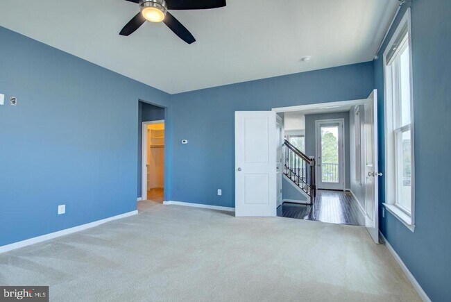 Building Photo - 42262 Knotty Oak Terrace