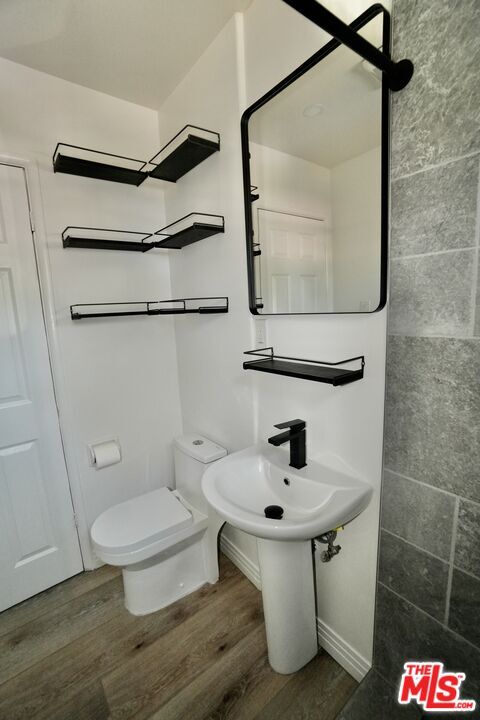 Building Photo - 5216 Navarro St