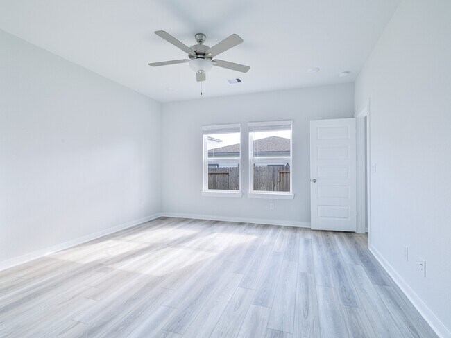 Building Photo - 8419 Sweet Cherry Ln