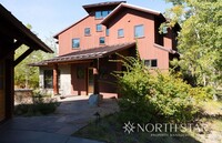 Building Photo - Beautiful 3 bed, 3 bath w/ Garage in Shevl...