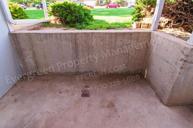 Building Photo - 1624 E Pitkin St