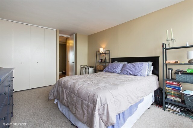 Building Photo - 655 W Irving Park Rd