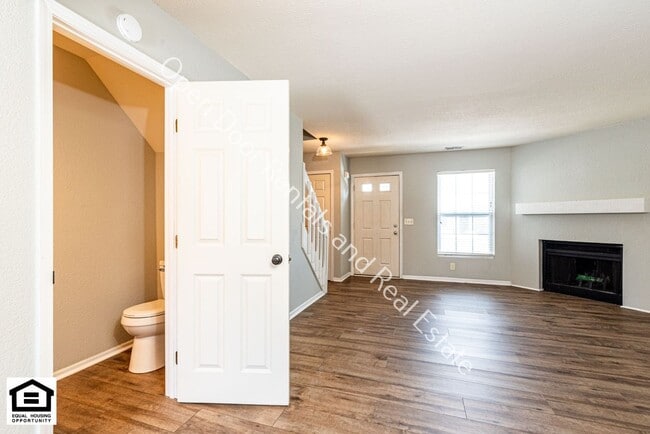 Building Photo - 7701-7729  E State Blvd