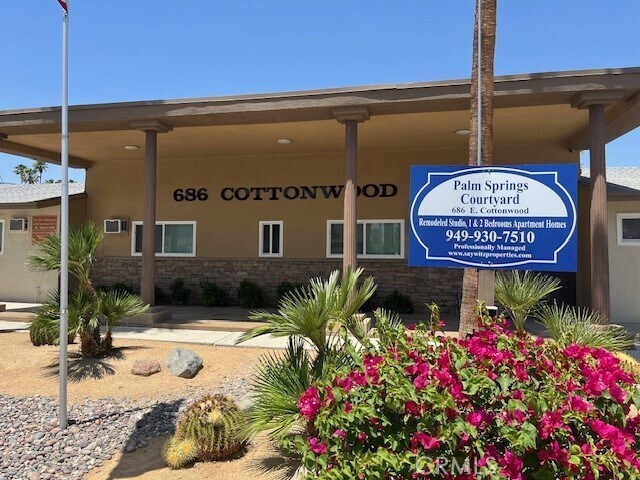 Building Photo - 686 E Cottonwood Rd