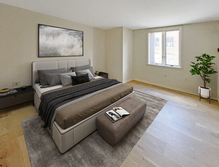 Building Photo - 10 Rogers St