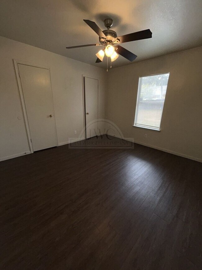 Building Photo - 2005 Windward Dr