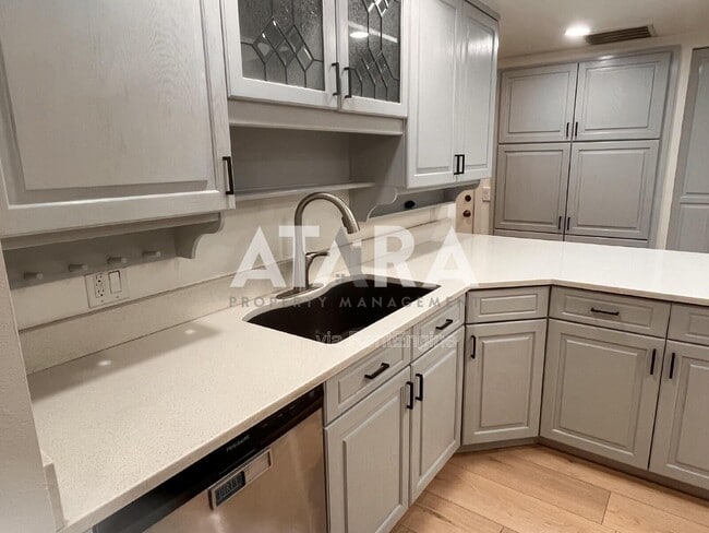 Building Photo - 2141 S 2060 E