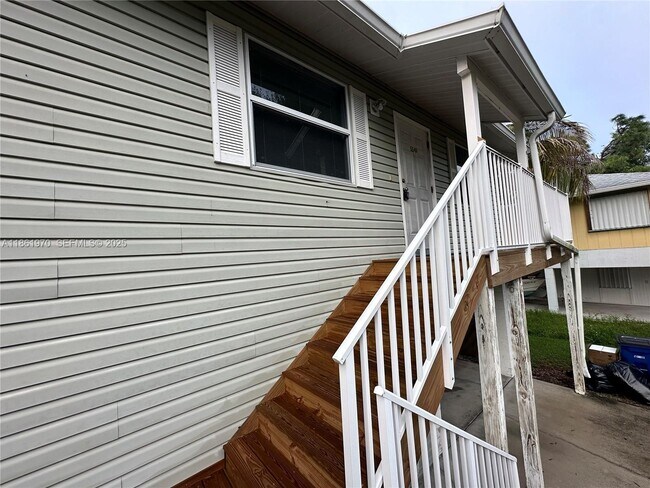 Building Photo - 5548 Birdsong Ln