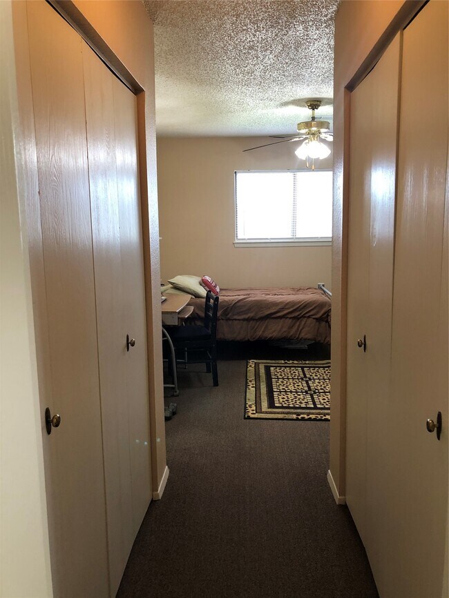 Building Photo - 1022 Wilson Rd